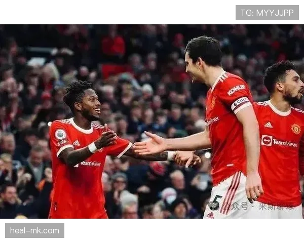 曼联的进攻问题，本质是推进阶段的断裂